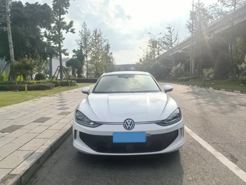 2023 Volkswagen Lamando 1.4T 150HP L4 7DCT,autocango,china used car exporter,china ev exporter,chinese used car exporter,chinese used ev exporter