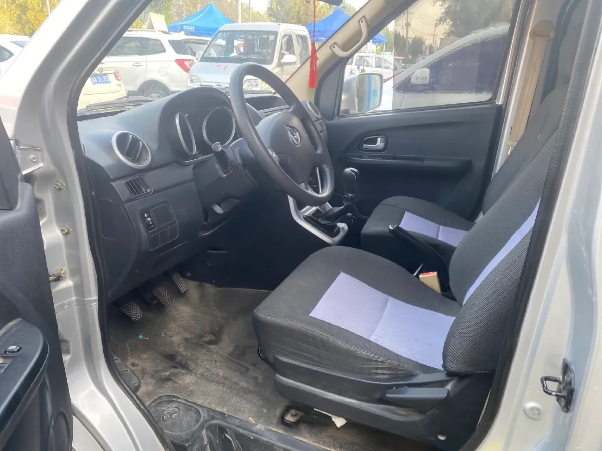 2015 ChangAn Oshan Eulove 1.2L 90HP L4 5MT,autocango,china used car exporter,china ev exporter,chinese used car exporter,chinese used ev exporter