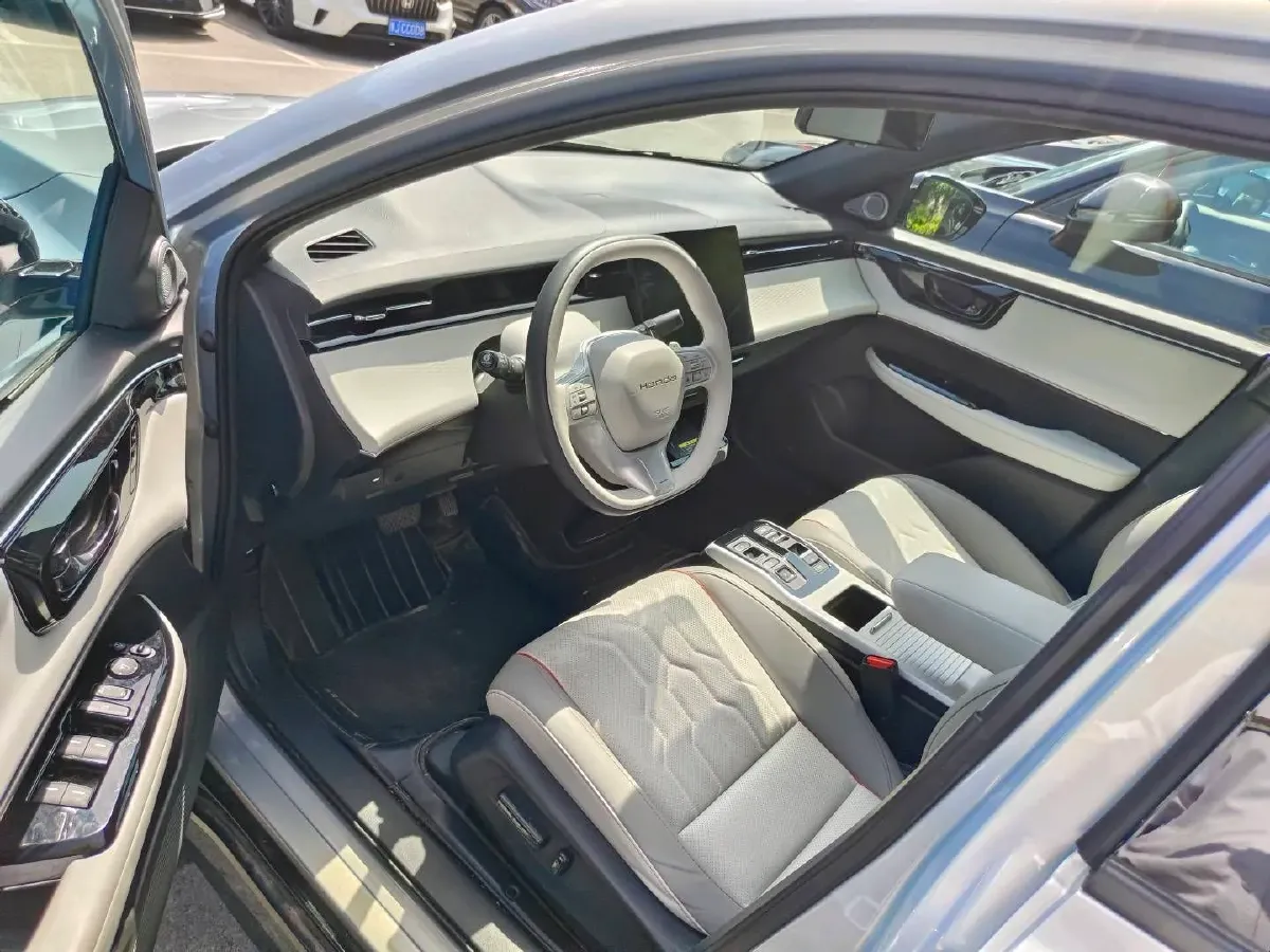 2024 Honda e:NS2 BEV 68.8KWH,autocango,china used car exporter,china ev exporter,chinese used car exporter,chinese used ev exporter