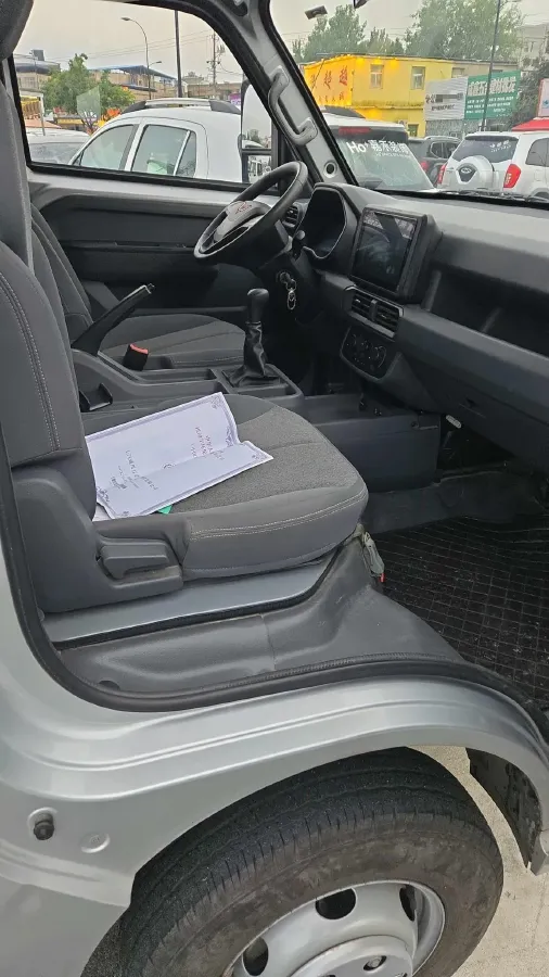 2023 WuLing Loong Truck 2.0L 136HP L4 5MT,autocango,china used car exporter,china ev exporter,chinese used car exporter,chinese used ev exporter