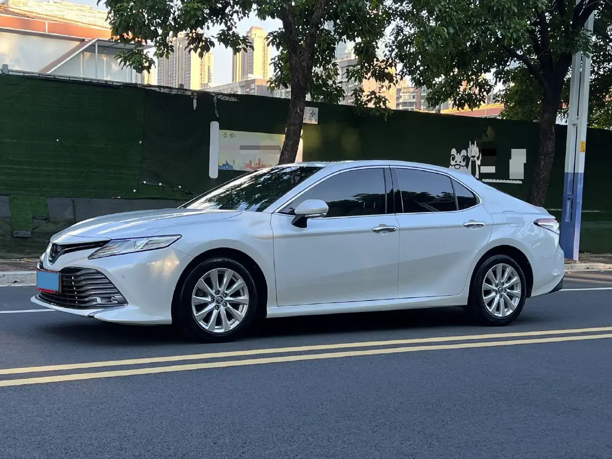 2018 Toyota Camry 2.0L 169HP L4 6AT