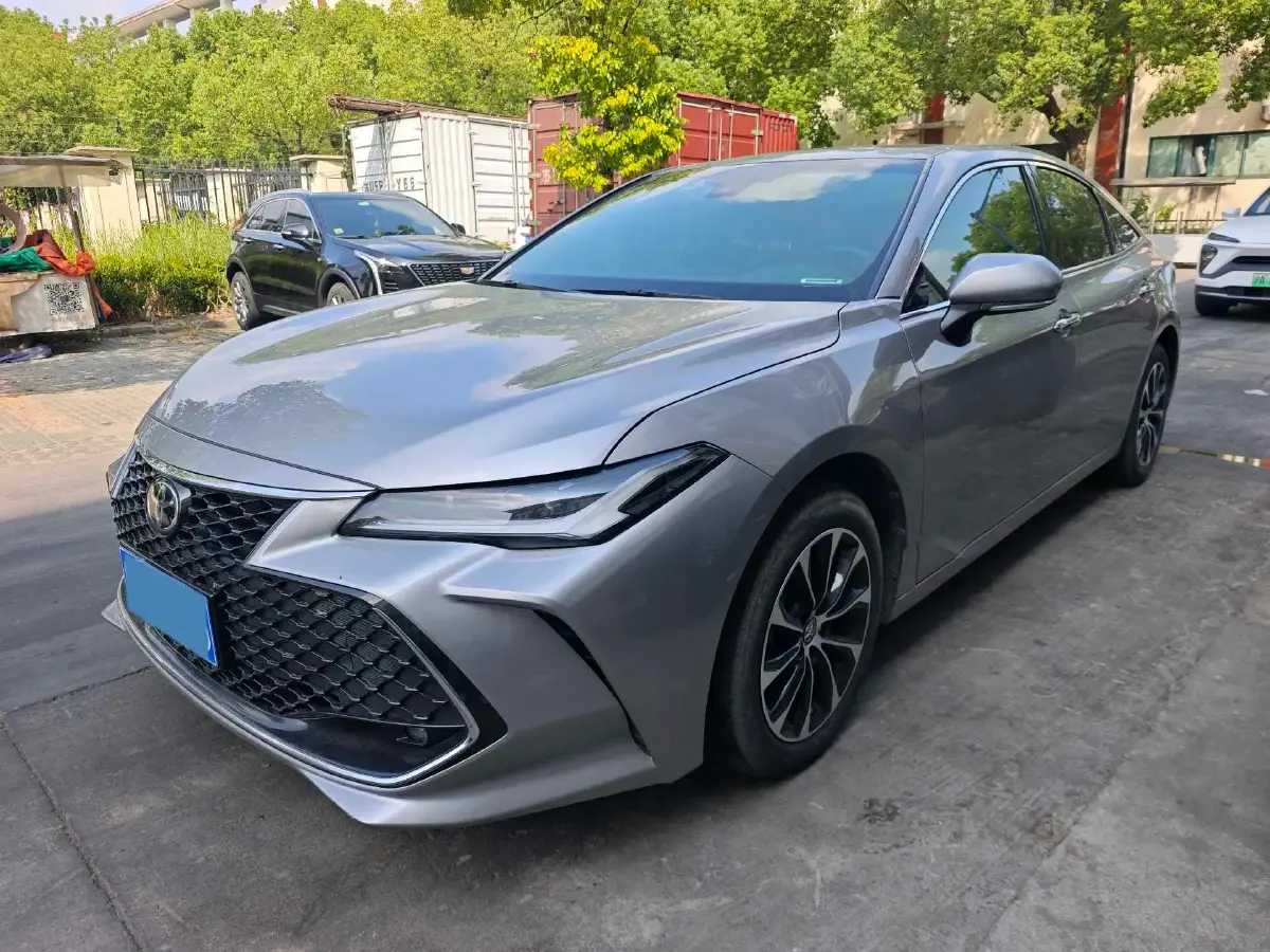 2023 Toyota Avalon 2.0L 177HP L4 CVT