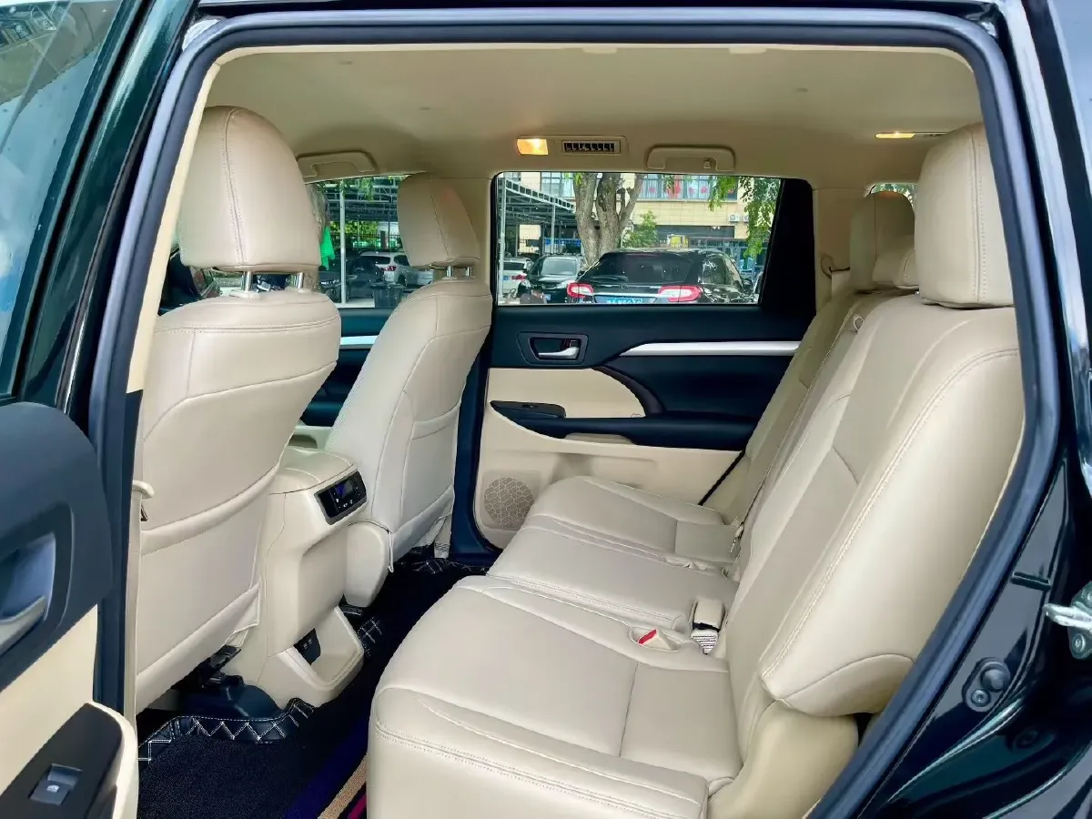 2019 SsangYong Rexton 2.0T 224HP L4 6AT,autocango,china used car exporter,china ev exporter,chinese used car exporter,chinese used ev exporter