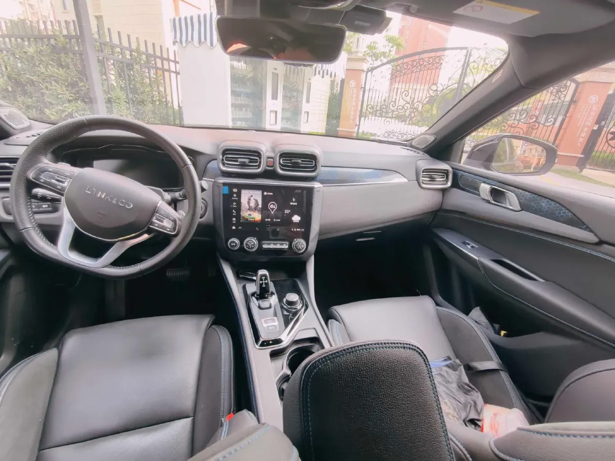 2019 LYNK&CO 03 New Energy 1.5T 180HP L3 7DCT PHEV 9.4KWH,autocango,china used car exporter,china ev exporter,chinese used car exporter,chinese used ev exporter