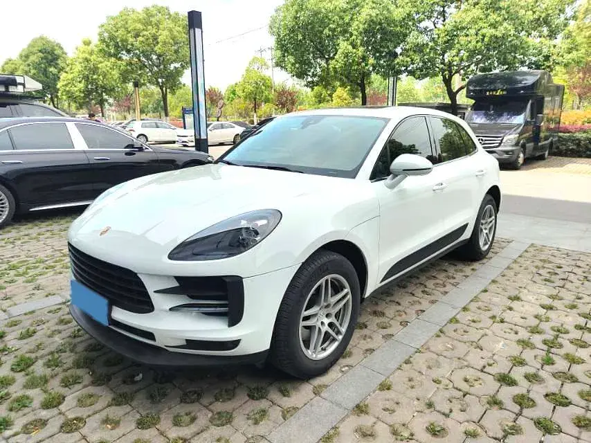 2021 Porsche Macan 2.0T 252HP L4 7DCT