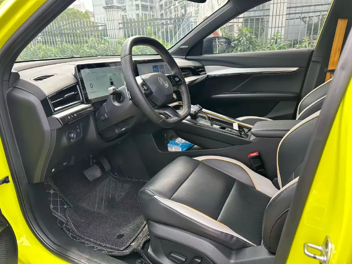 2024 MG Cyberster BEV 64KWH,autocango,china used car exporter,china ev exporter,chinese used car exporter,chinese used ev exporter