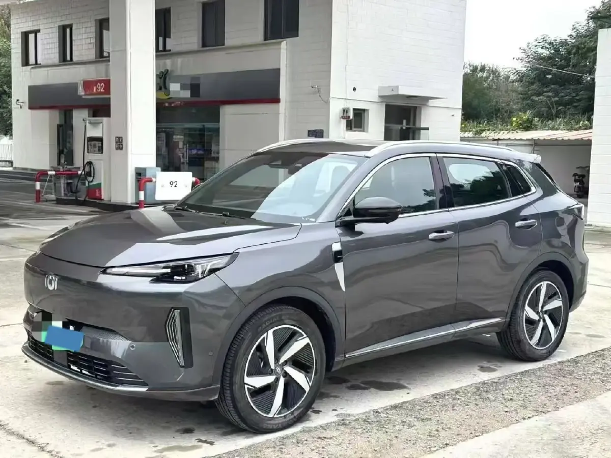 2023 ChangAn QiYuan Q05 Classic 1.5L 110HP L4 E-CVT PHEV 18.99KWH