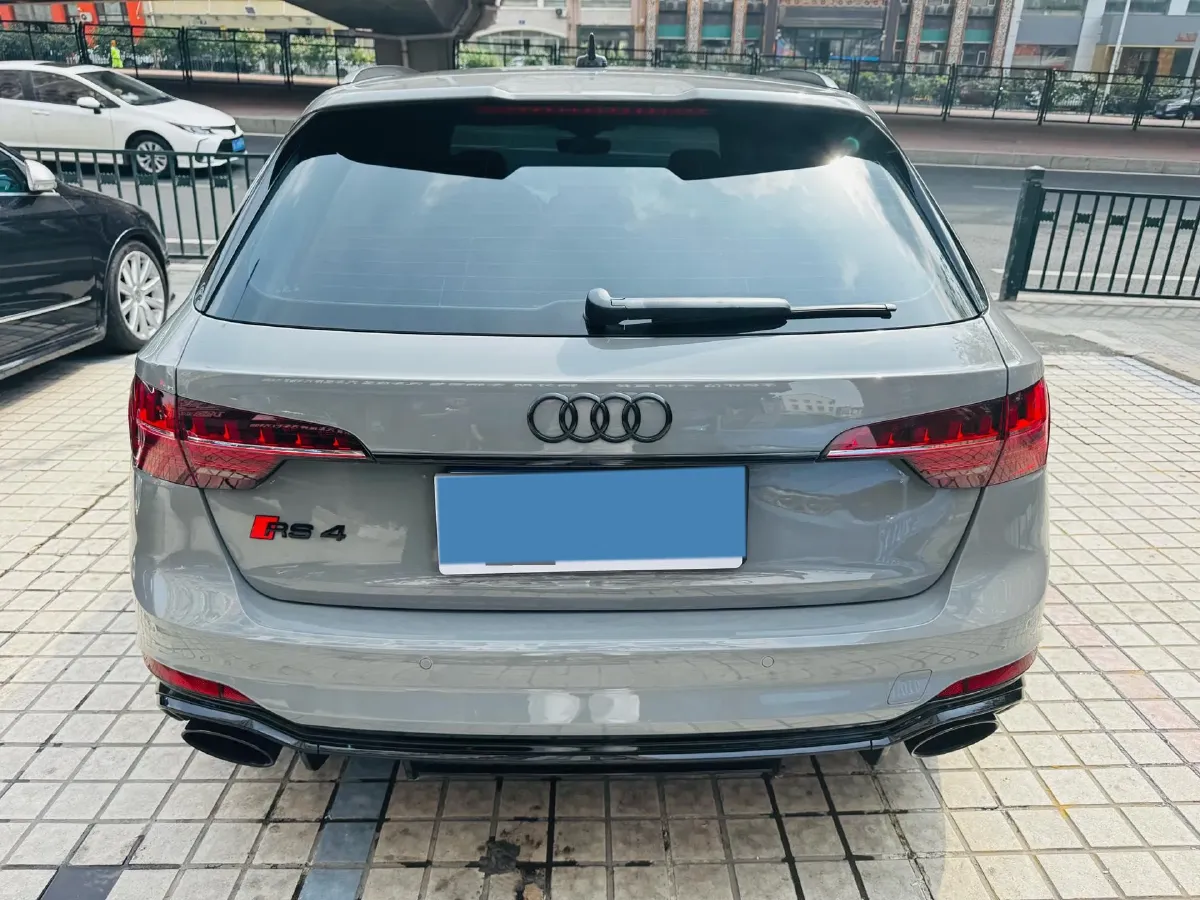 2021 Audi RS 4 2.9T 450HP V6 8AT,autocango,china used car exporter,china ev exporter,chinese used car exporter,chinese used ev exporter