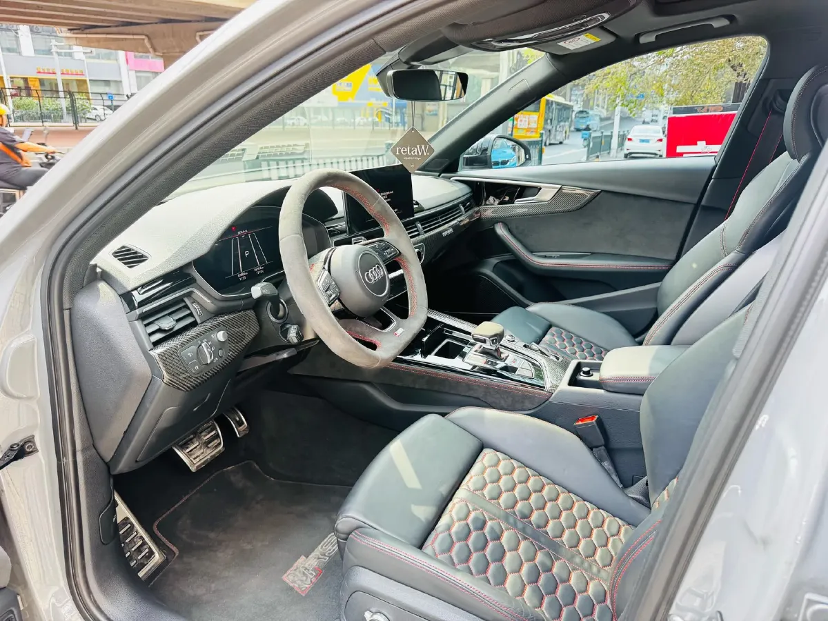 2021 Audi RS 4 2.9T 450HP V6 8AT,autocango,china used car exporter,china ev exporter,chinese used car exporter,chinese used ev exporter