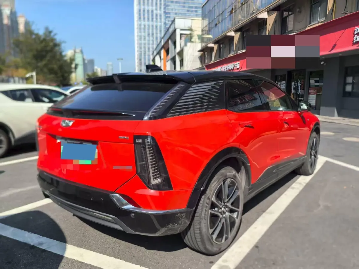 2024 Cadillac OPTIQ BEV 79.7KWH,autocango,china used car exporter,china ev exporter,chinese used car exporter,chinese used ev exporter