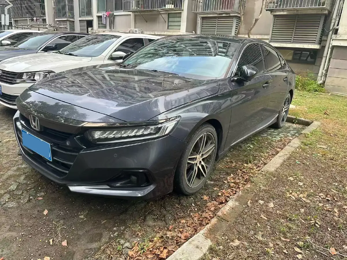 2022 Honda Accord 1.5T 194HP L4 CVT