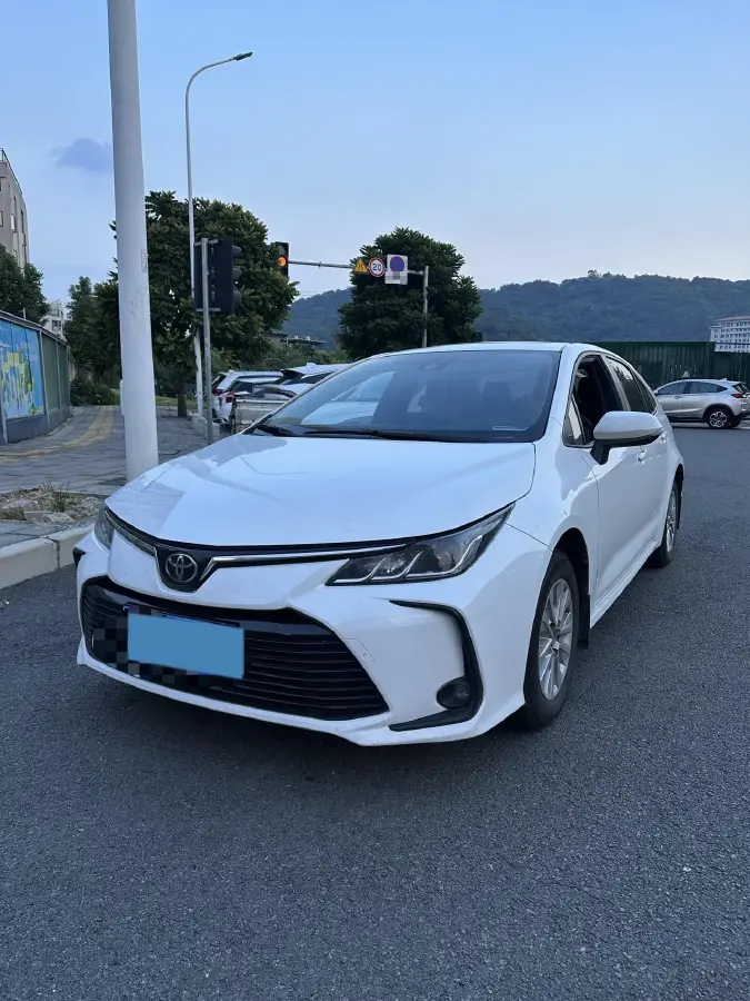 2019 Toyota Corolla 1.2T 116HP L4 CVT