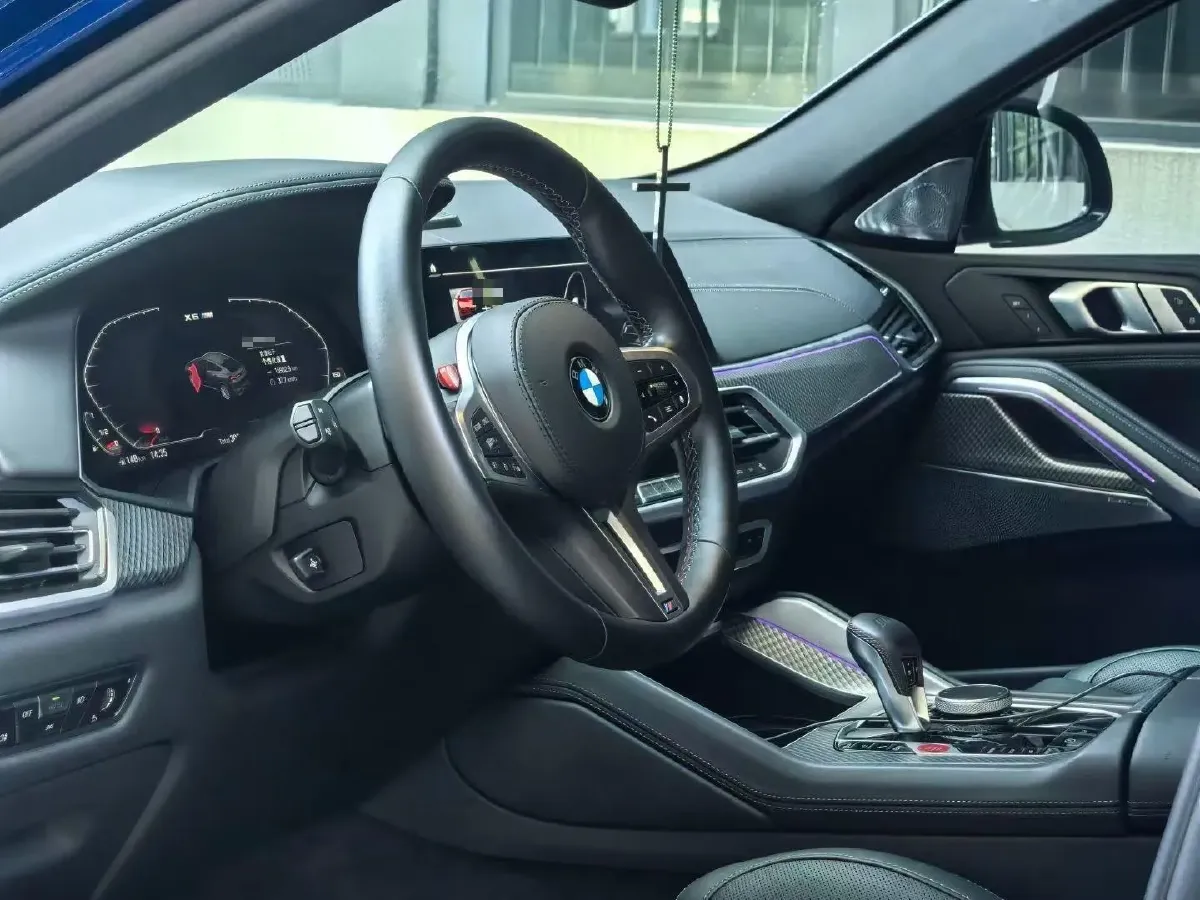 2020 BMW X6 M 4.4T 600HP V8 8AT,autocango,china used car exporter,china ev exporter,chinese used car exporter,chinese used ev exporter