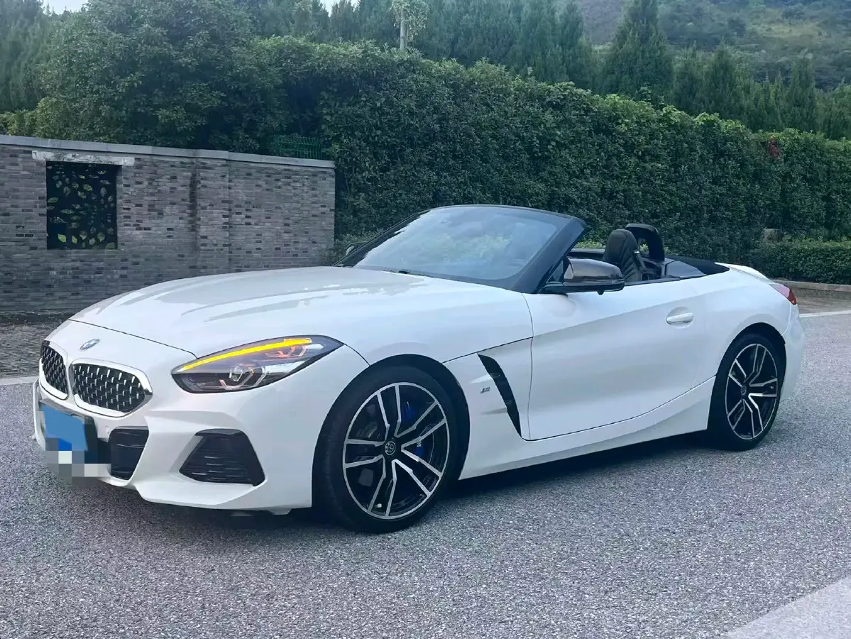 2019 BMW Z4 2.0T 197HP L4 8AT