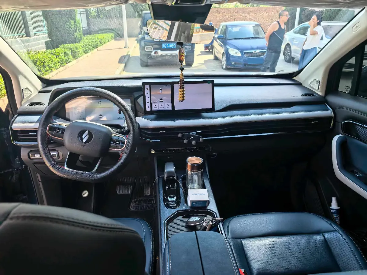 2023 Livan 9 BEV 66.57KWH,autocango,china used car exporter,china ev exporter,chinese used car exporter,chinese used ev exporter