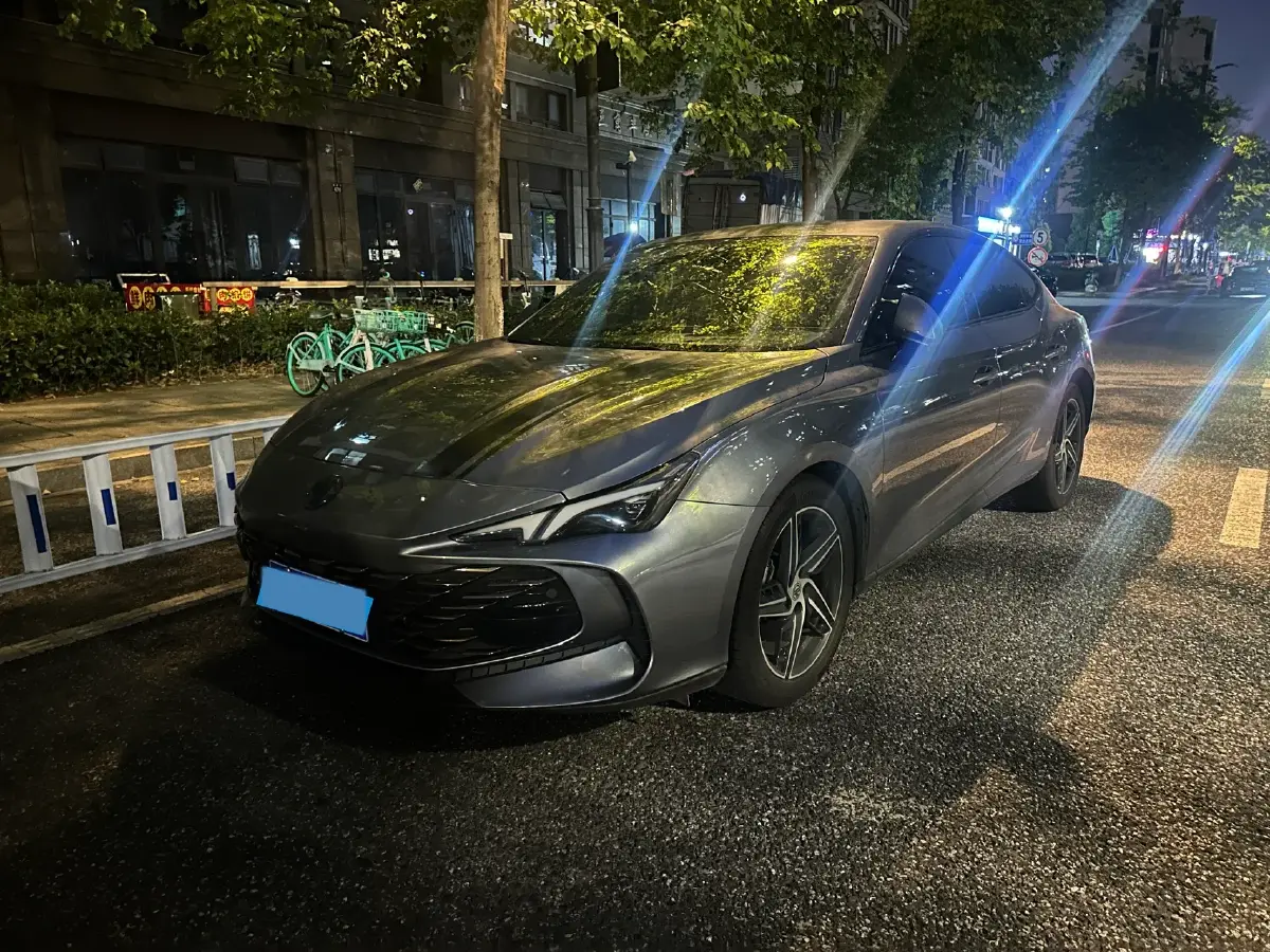 2023 MG 7 1.5T 188HP L4 7DCT