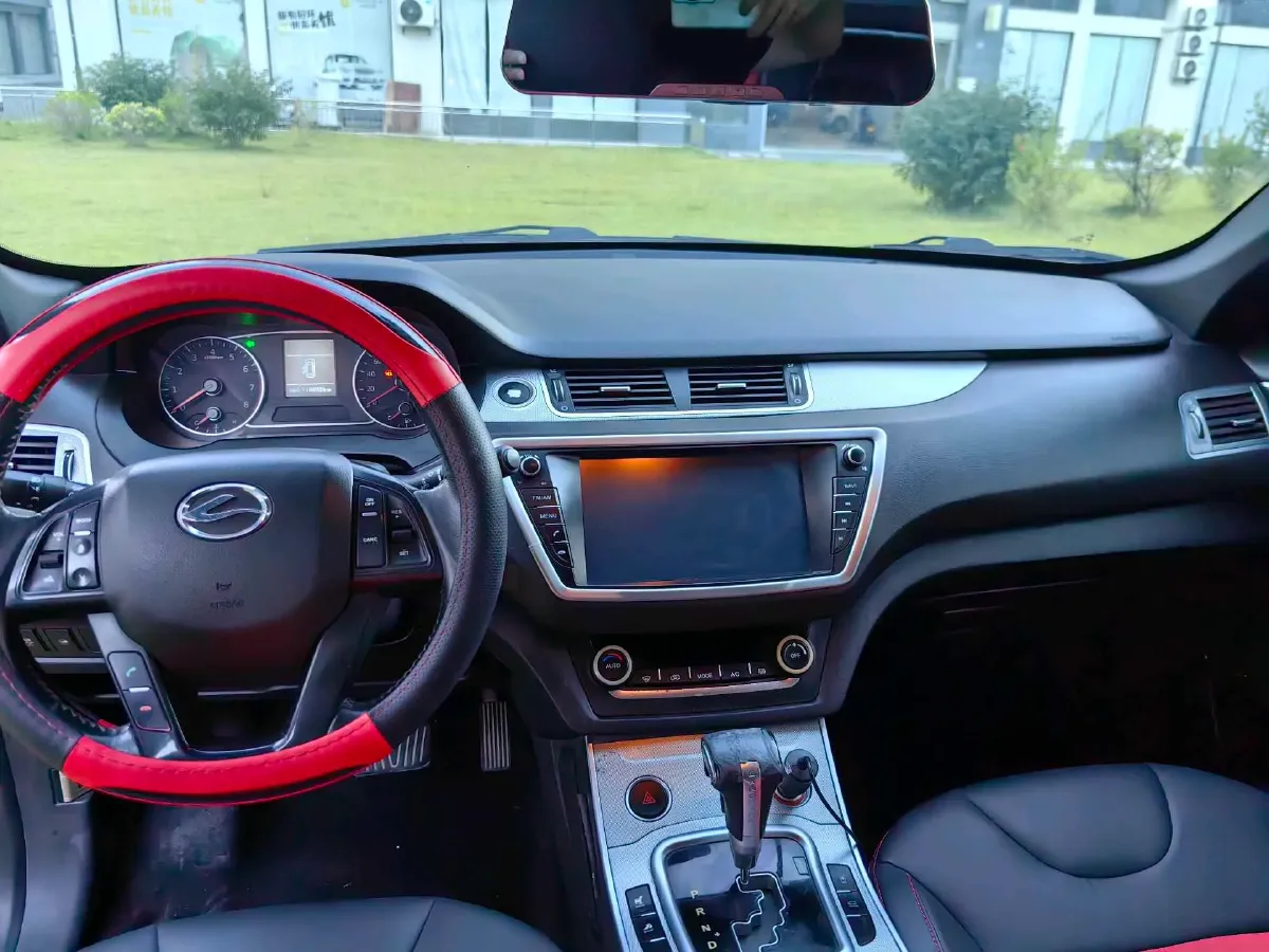 2016 Landwind X7 2.0T 190HP L4 8AT,autocango,china used car exporter,china ev exporter,chinese used car exporter,chinese used ev exporter