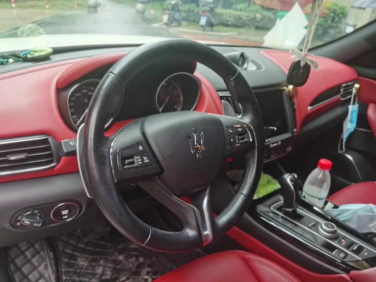 2018 Maserati Levante 3.0T 350HP V6 8AT,autocango,china used car exporter,china ev exporter,chinese used car exporter,chinese used ev exporter