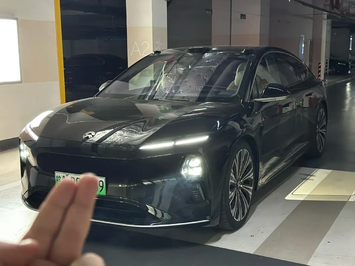 2025 NIO ET9 BEV 100KWH