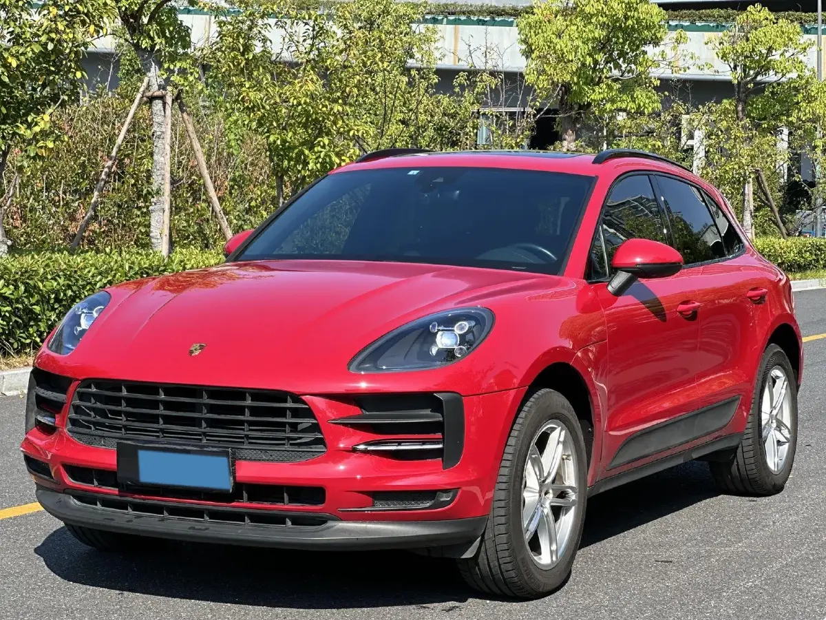 2021 Porsche Macan 2.0T 252HP L4 7DCT