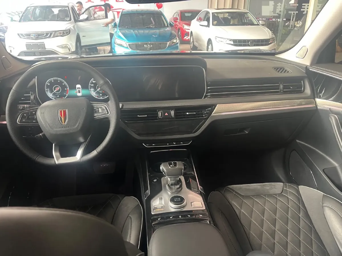 2022 HongQi HS5 2.0T 224HP L4 6AT,autocango,china used car exporter,china ev exporter,chinese used car exporter,chinese used ev exporter