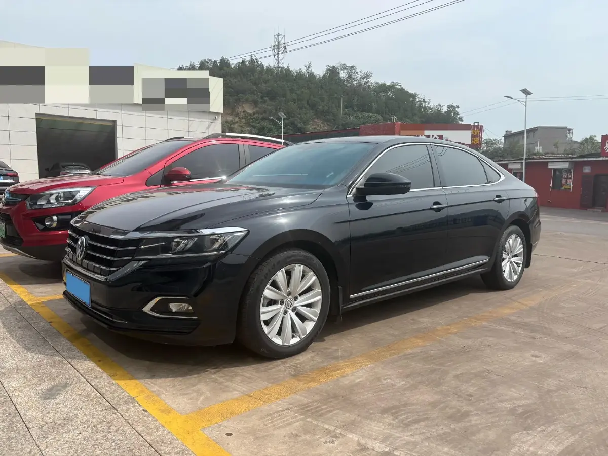 2019 Volkswagen Passat 2.0T 186HP L4 7DCT