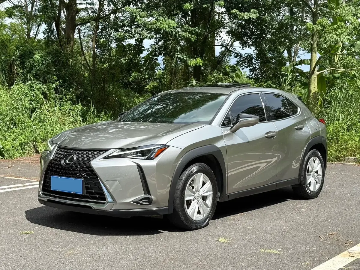 2020 Lexus UX 2.0L 173HP L4 CVT
