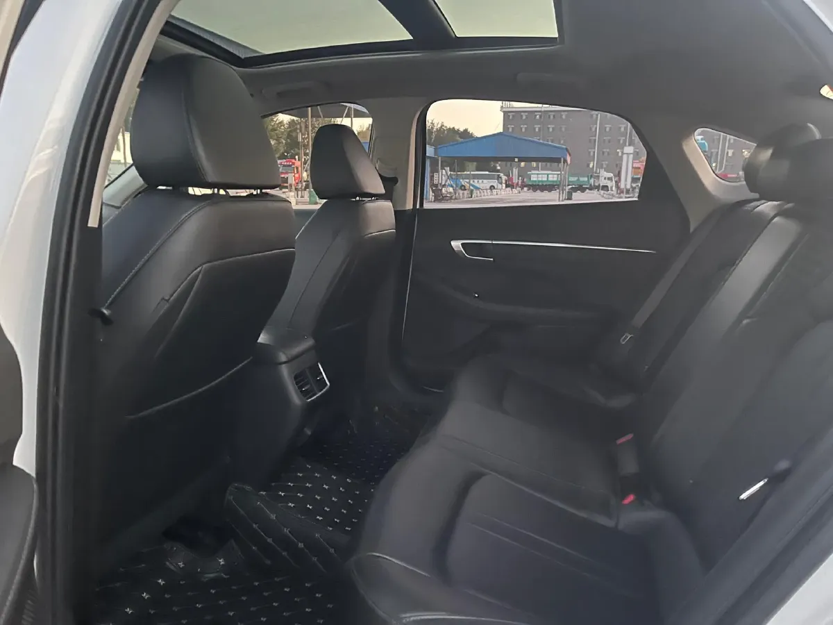 2020 Hyundai Sonata 1.5T 170HP L4 7DCT,autocango,china used car exporter,china ev exporter,chinese used car exporter,chinese used ev exporter