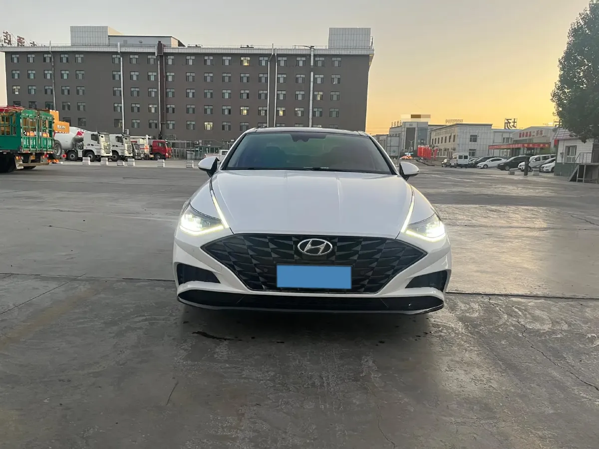 2020 Hyundai Sonata 1.5T 170HP L4 7DCT,autocango,china used car exporter,china ev exporter,chinese used car exporter,chinese used ev exporter