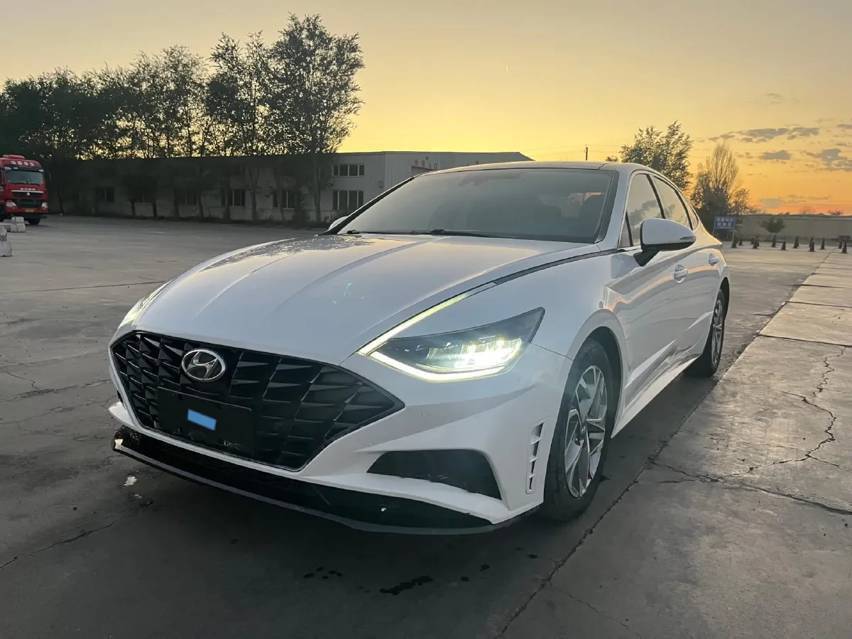 2020 Hyundai Sonata 1.5T 170HP L4 7DCT,autocango,china used car exporter,china ev exporter,chinese used car exporter,chinese used ev exporter