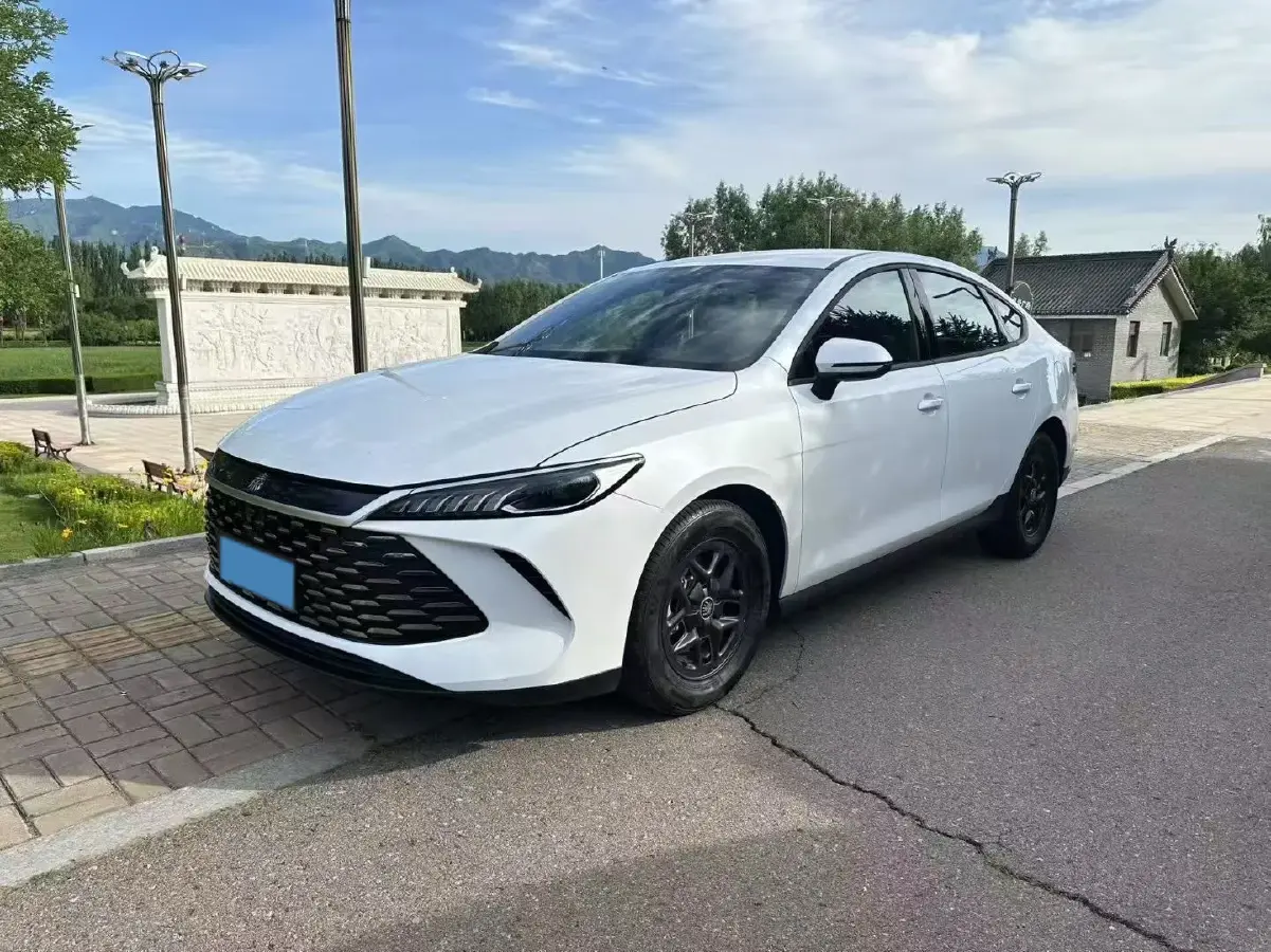 2025 BYD Qin Plus 1.5L 101HP L4 E-CVT PHEV 7.68KWH