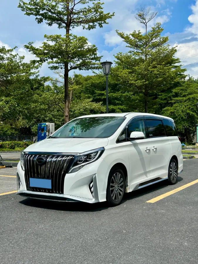 2021 GAC Trumpchi M8 2.0T 252HP L4 8AT