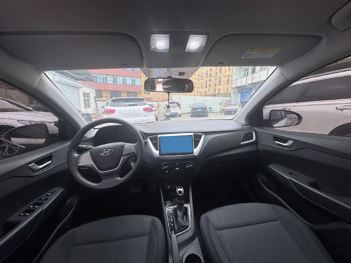 2017 Hyundai Verna RV 1.4L 100HP L4 6AT,autocango,china used car exporter,china ev exporter,chinese used car exporter,chinese used ev exporter