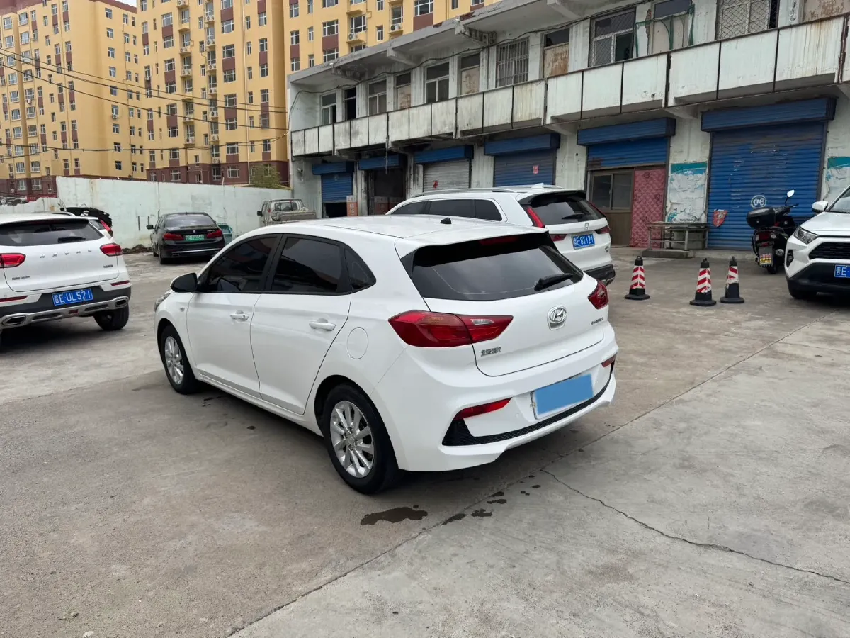 2017 Hyundai Verna RV 1.4L 100HP L4 6AT,autocango,china used car exporter,china ev exporter,chinese used car exporter,chinese used ev exporter