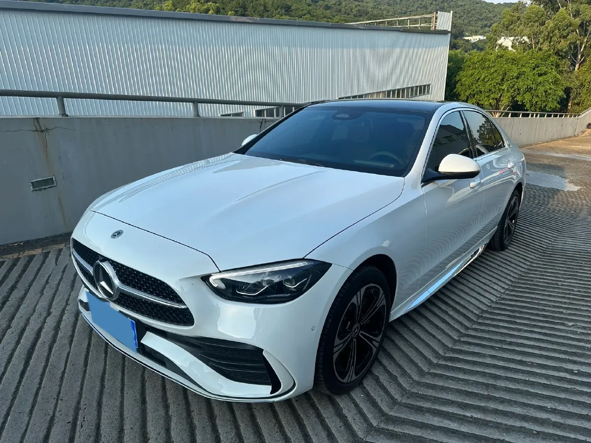 2025 Mercedes-Benz C Class 1.5T 204HP L4 9AT,autocango,china used car exporter,china ev exporter,chinese used car exporter,chinese used ev exporter