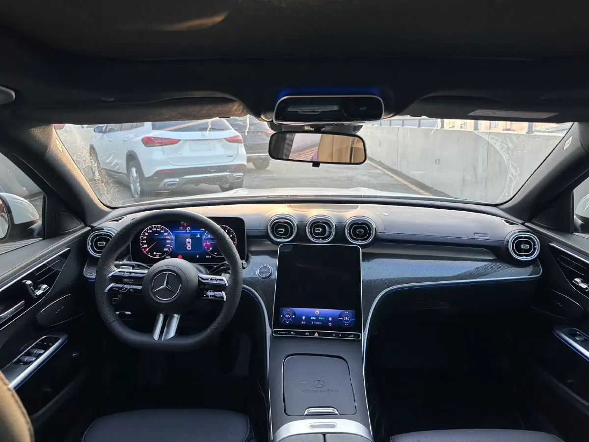 2025 Mercedes-Benz C Class 1.5T 204HP L4 9AT,autocango,china used car exporter,china ev exporter,chinese used car exporter,chinese used ev exporter