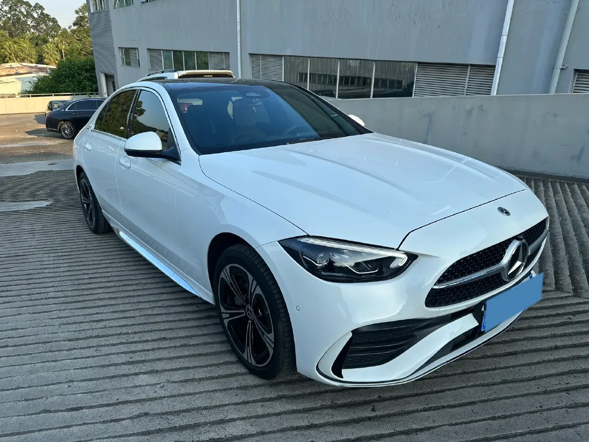 2025 Mercedes-Benz C Class 1.5T 204HP L4 9AT,autocango,china used car exporter,china ev exporter,chinese used car exporter,chinese used ev exporter