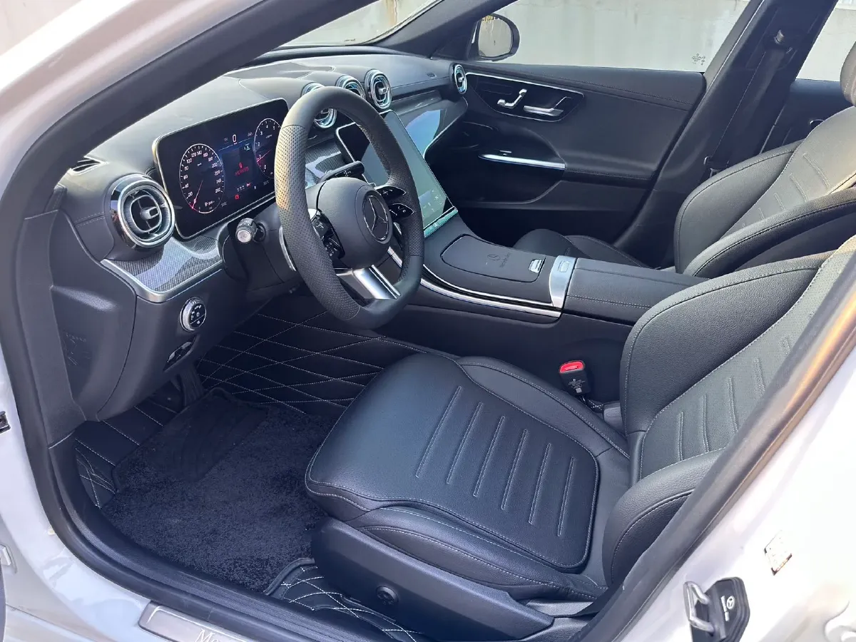 2025 Mercedes-Benz C Class 1.5T 204HP L4 9AT,autocango,china used car exporter,china ev exporter,chinese used car exporter,chinese used ev exporter