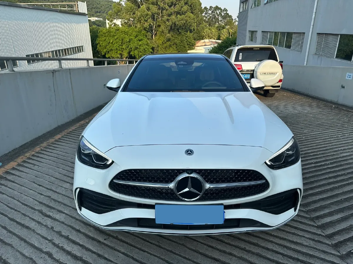 2025 Mercedes-Benz C Class 1.5T 204HP L4 9AT,autocango,china used car exporter,china ev exporter,chinese used car exporter,chinese used ev exporter