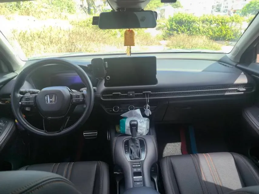 2022 Honda ZR-V 1.5T 182HP L4 CVT,autocango,china used car exporter,china ev exporter,chinese used car exporter,chinese used ev exporter