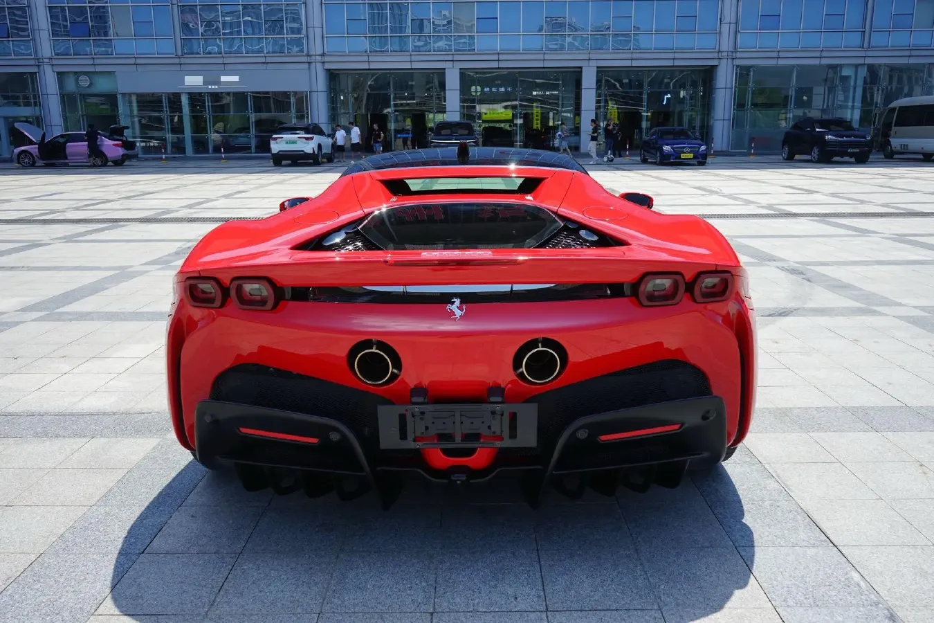 2020 Ferrari SF90 3.9T 781HP V8 8DCT PHEV 7.9KWH,autocango,china used car exporter,china ev exporter,chinese used car exporter,chinese used ev exporter