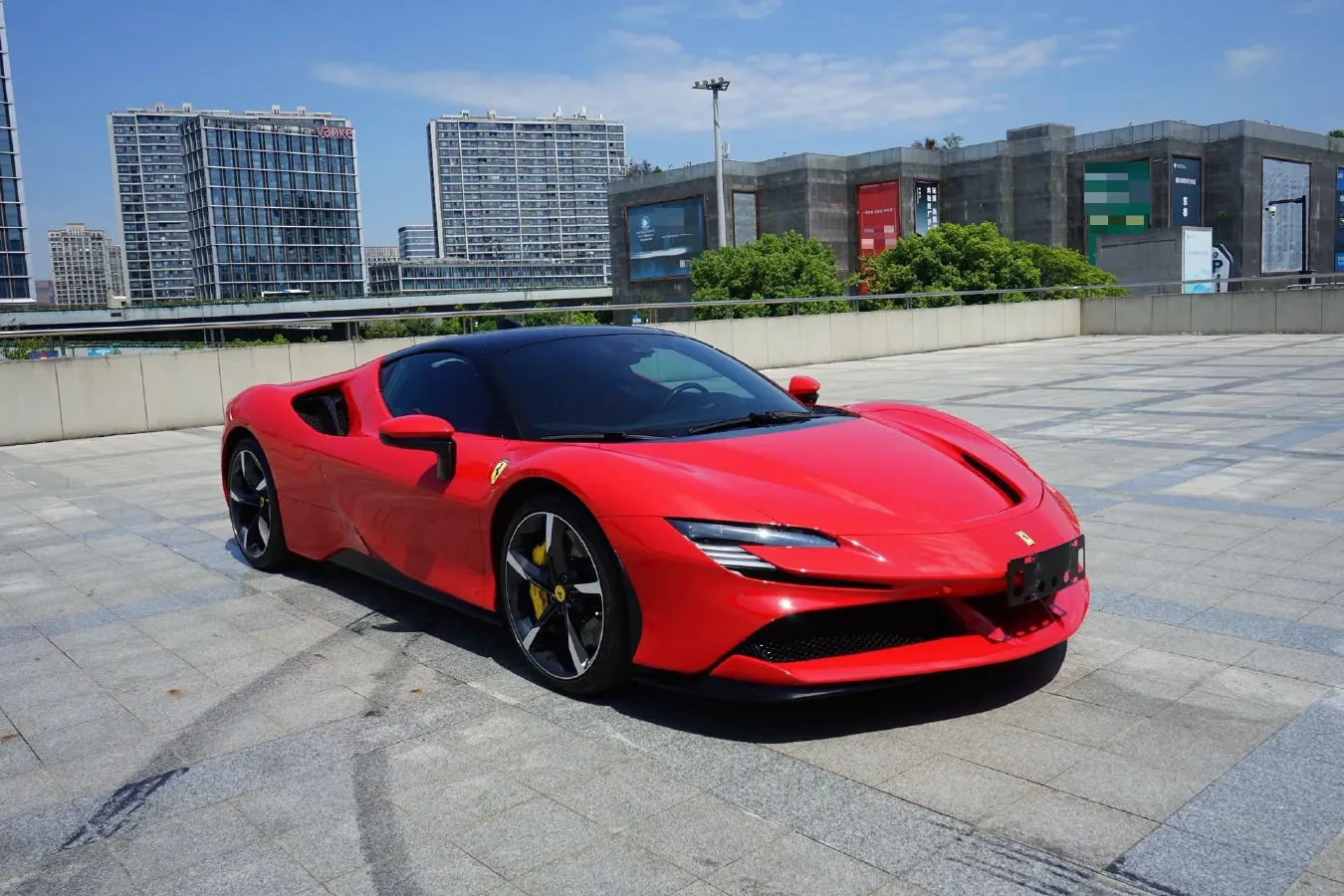 2020 Ferrari SF90 3.9T 781HP V8 8DCT PHEV 7.9KWH,autocango,china used car exporter,china ev exporter,chinese used car exporter,chinese used ev exporter