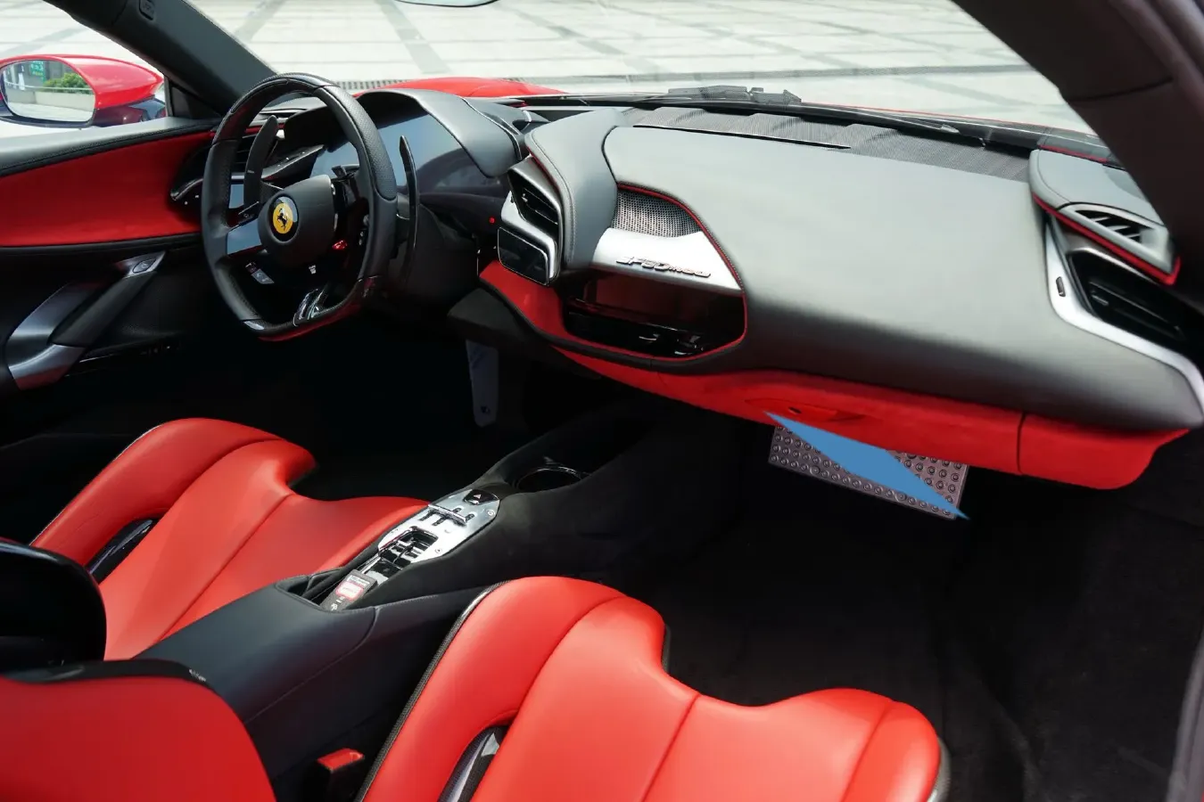 2020 Ferrari SF90 3.9T 781HP V8 8DCT PHEV 7.9KWH,autocango,china used car exporter,china ev exporter,chinese used car exporter,chinese used ev exporter