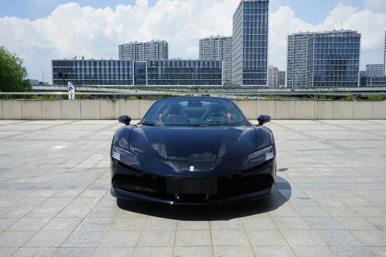 2021 Ferrari SF90 3.9T 781HP V8 8DCT PHEV 7.9KWH,autocango,china used car exporter,china ev exporter,chinese used car exporter,chinese used ev exporter