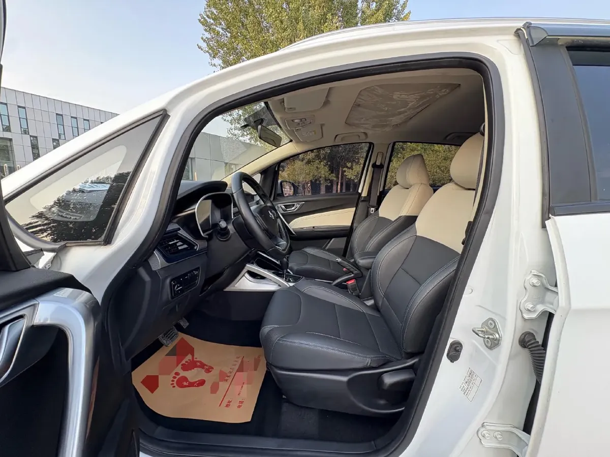 2020 Livan Maple 30X BEV 37KWH,autocango,china used car exporter,china ev exporter,chinese used car exporter,chinese used ev exporter