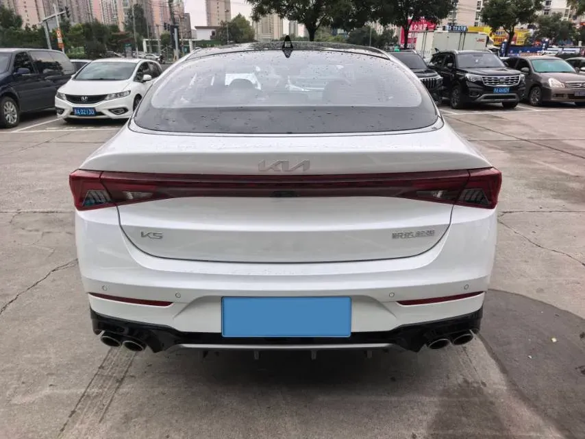 2025 Kia K5 2.0T 240HP L4 8AT,autocango,china used car exporter,china ev exporter,chinese used car exporter,chinese used ev exporter