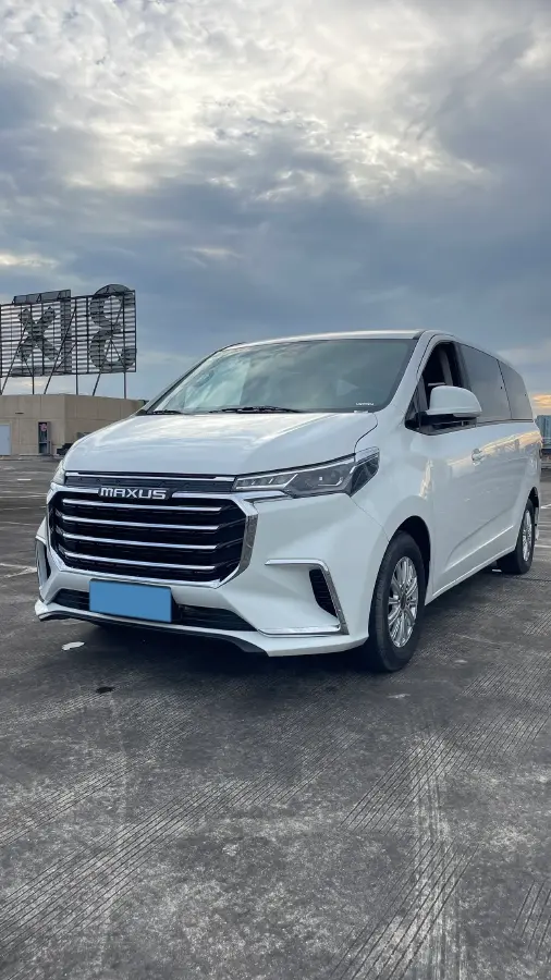 2025 MAXUS G10 2.0L 125HP L4 5MT