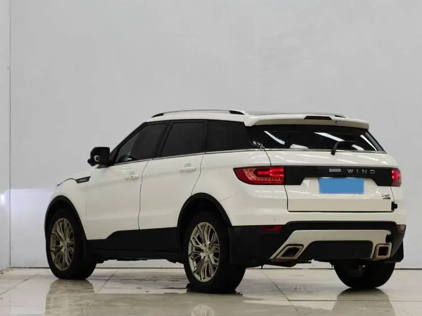 2015 Landwind X7 2.0T 190HP L4 8AT,autocango,china used car exporter,china ev exporter,chinese used car exporter,chinese used ev exporter