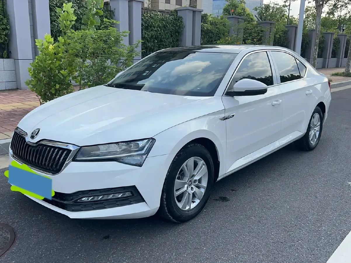 2019 Skoda Superb 1.4T 150HP L4 7DCT