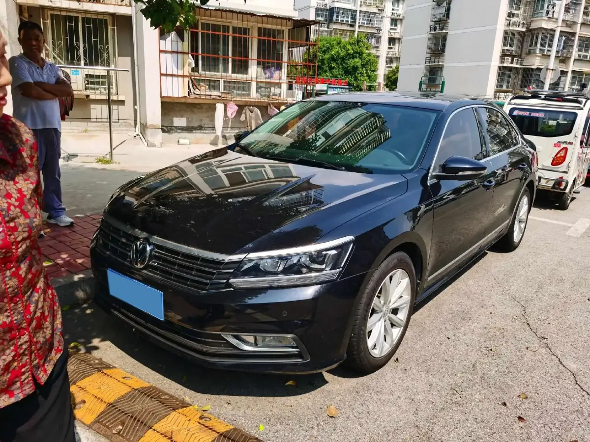 2017 Volkswagen Passat 1.4T 150HP L4 7DCT